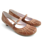 comma Pumps