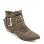 s.Oliver Ankle Boots Camel